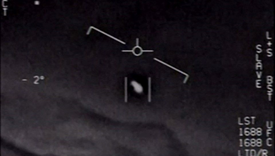 ABD hükümetleri UFO’ları gizledi iddiası