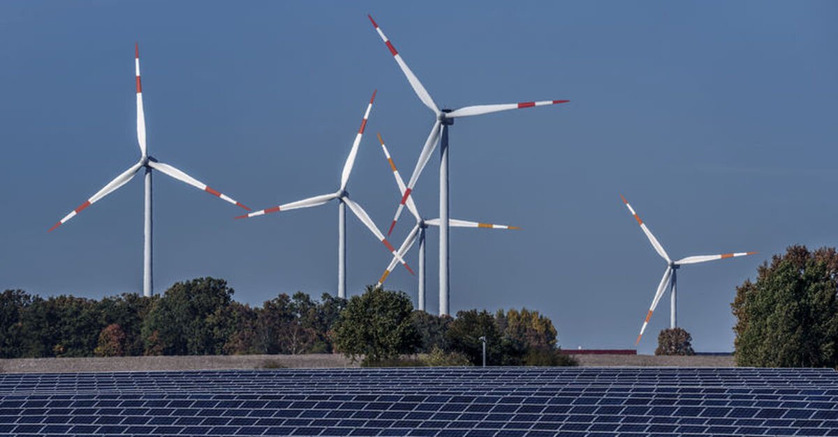 Elektrik talebinde 2 yıllık büyüme temiz enerjiden karşılanacak