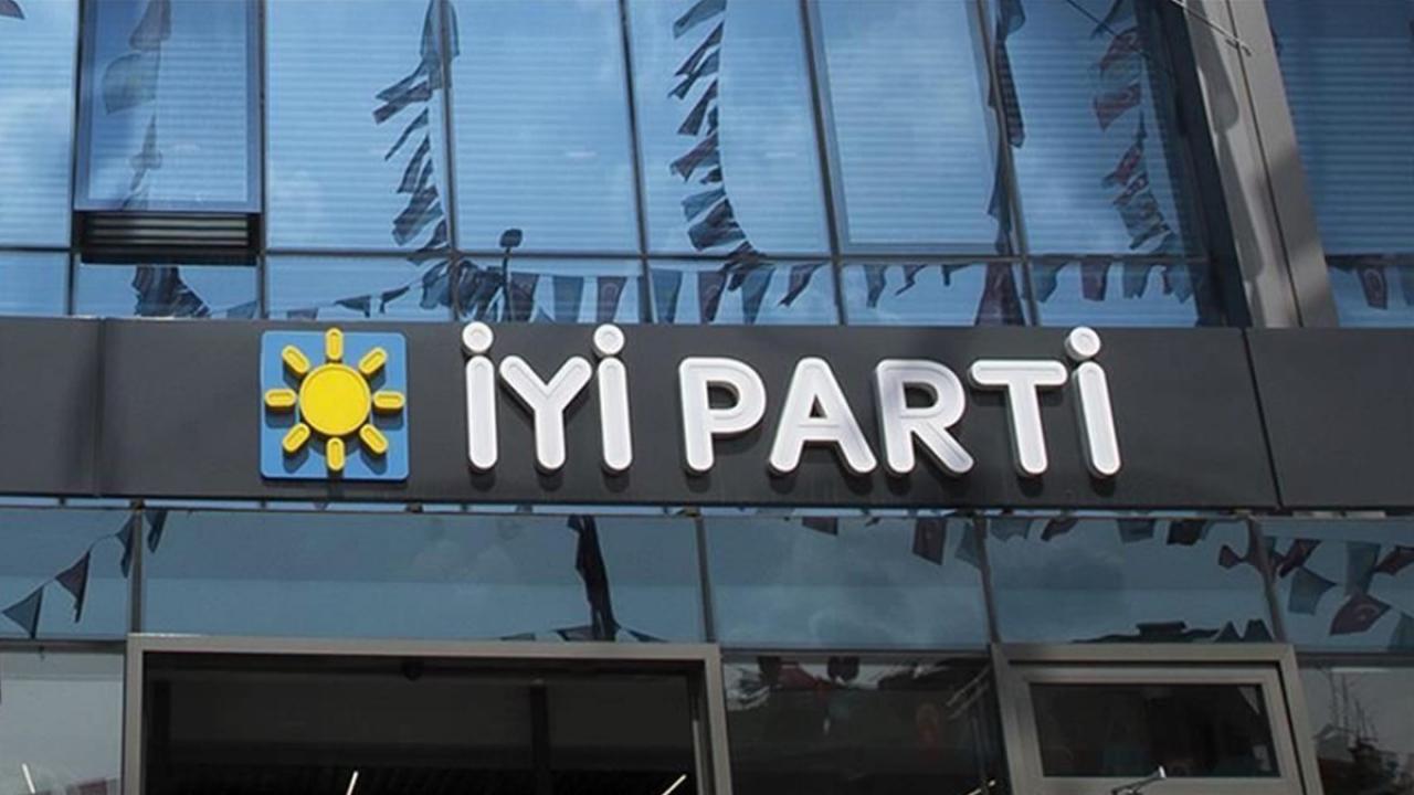 İYİ Parti’de 41 kişi birden istifa etti