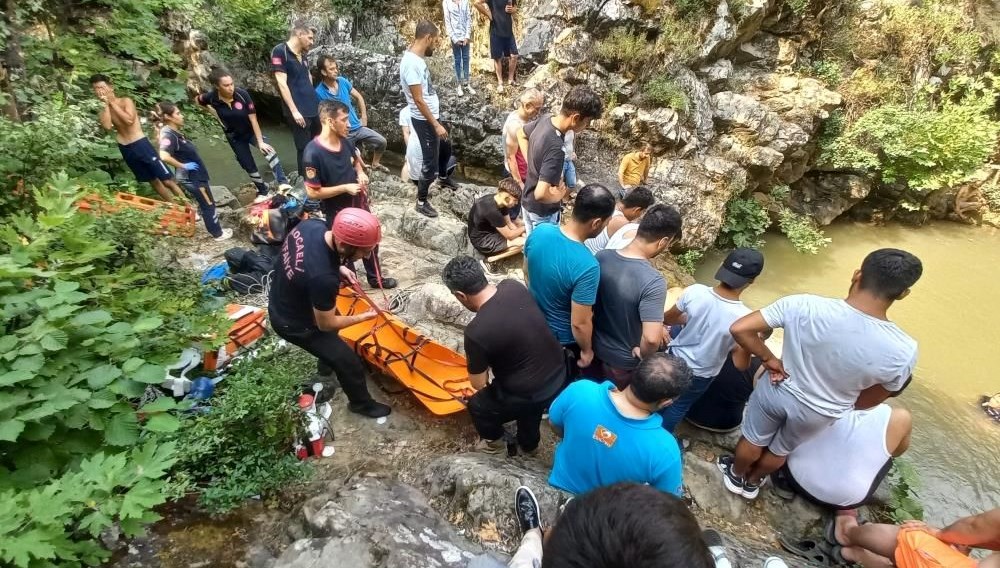 Kocaeli’de 15 yaşındaki çocuk gölette boğuldu