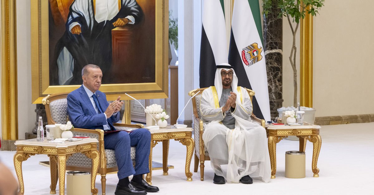 Türkiye ile BAE arasında 50,7 milyar dolarlık anlaşma imzalandı