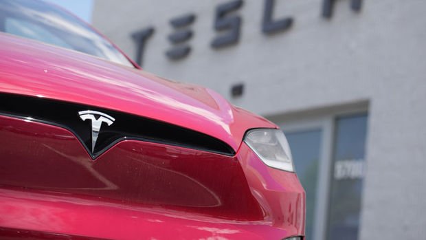 280 bin yeni Tesla aracı için soruşturma başlatıldı