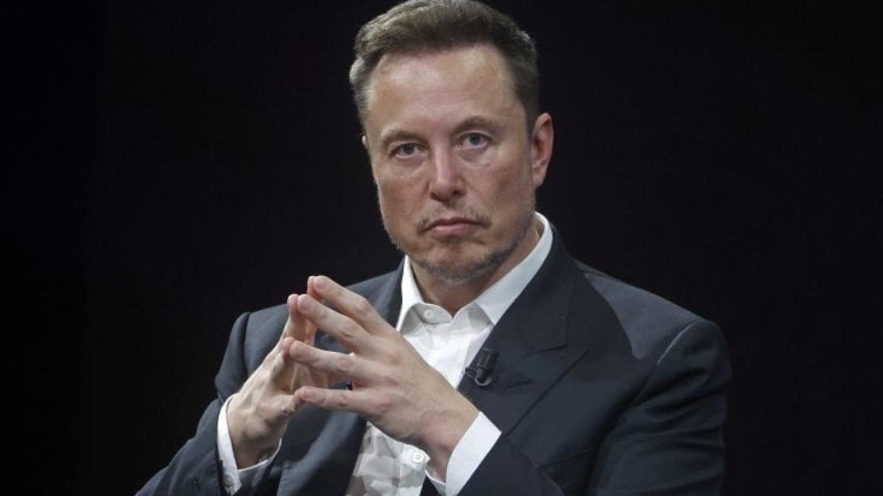 Ateş püskürtmüştü: Elon Musk rakiplerine ve haber sitelerine savaş açtı!