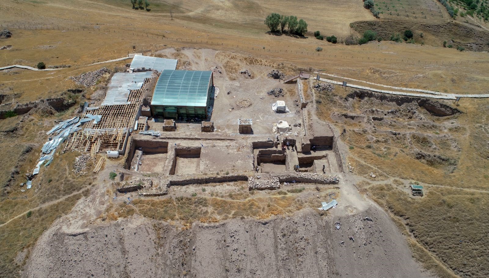 Ayanis Kalesi’nde kazılar Urartular dönemine ışık tutuyor