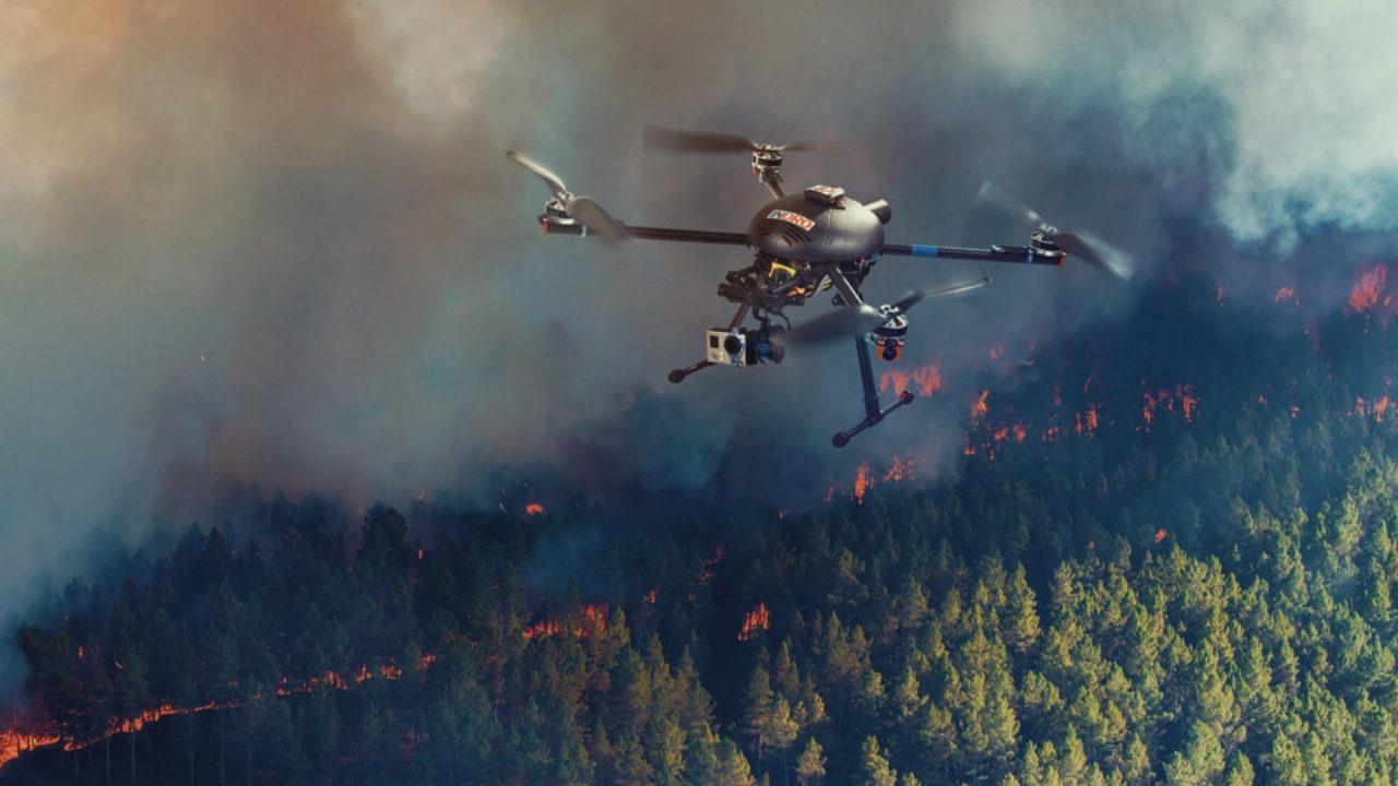 Bilgi Üniversitesi öğrencilerinden ‘yangın söndürme drone’u!