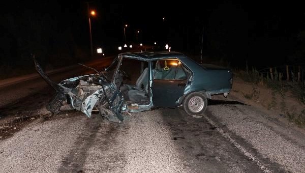 Çankırı’da iki otomobil çarpıştı: 7 kişi yaralandı