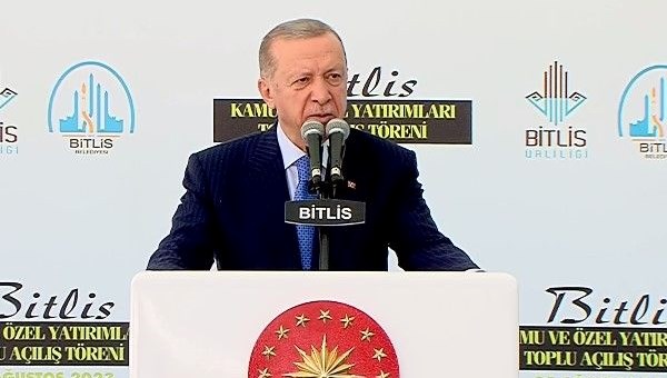 Cumhurbaşkanı Erdoğan: Türkiye’yi büyütmek için adım adım ilerleyeceğiz