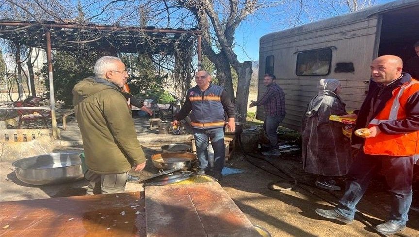 Deprem bölgesine yardım taşıyan tren sayısı 170’e ulaştı
