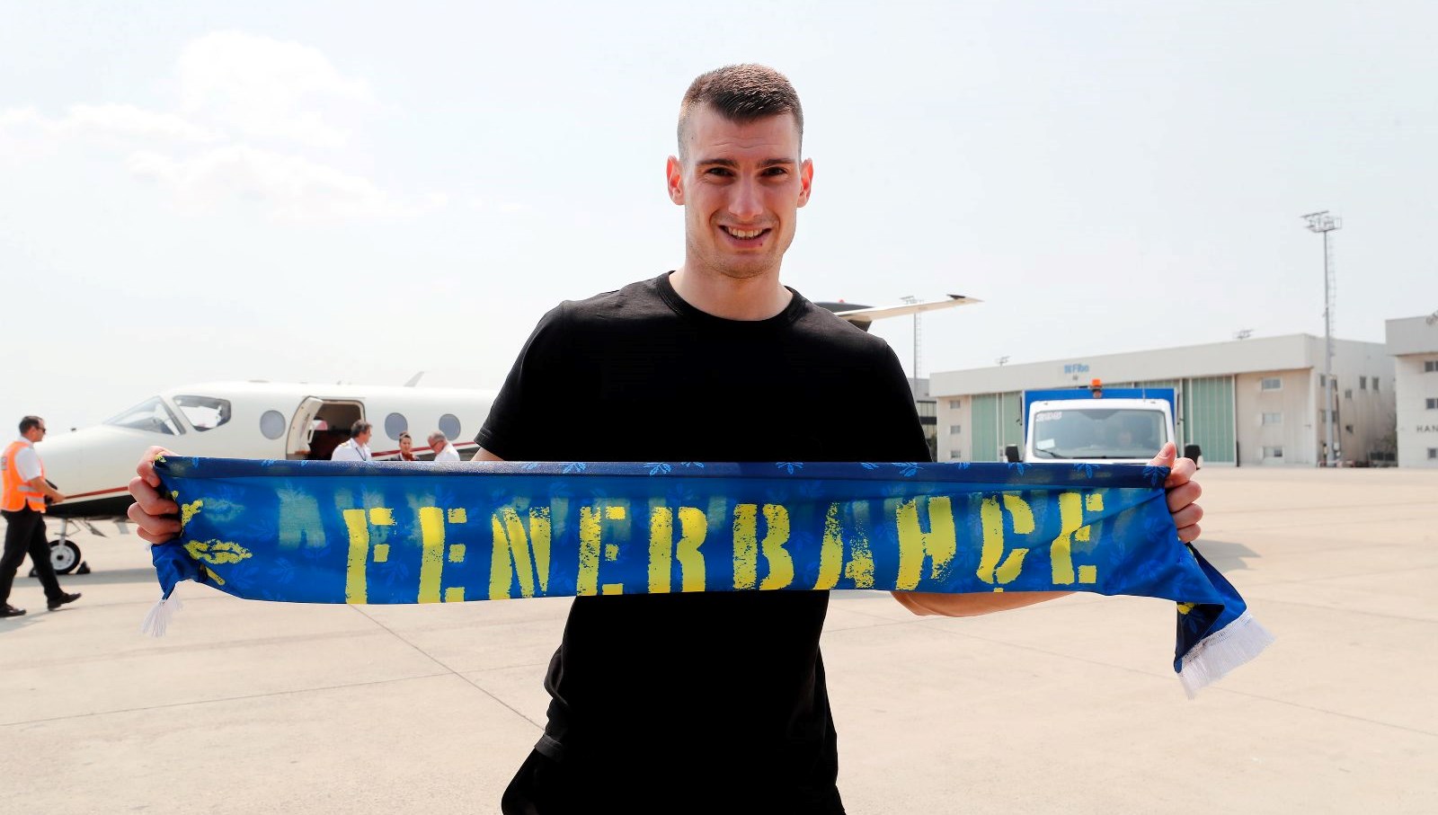 Dominik Livakovic kimdir? İşte Fenerbahçe’nin yeni transferi Dominik Livakovic hakkında bilgiler