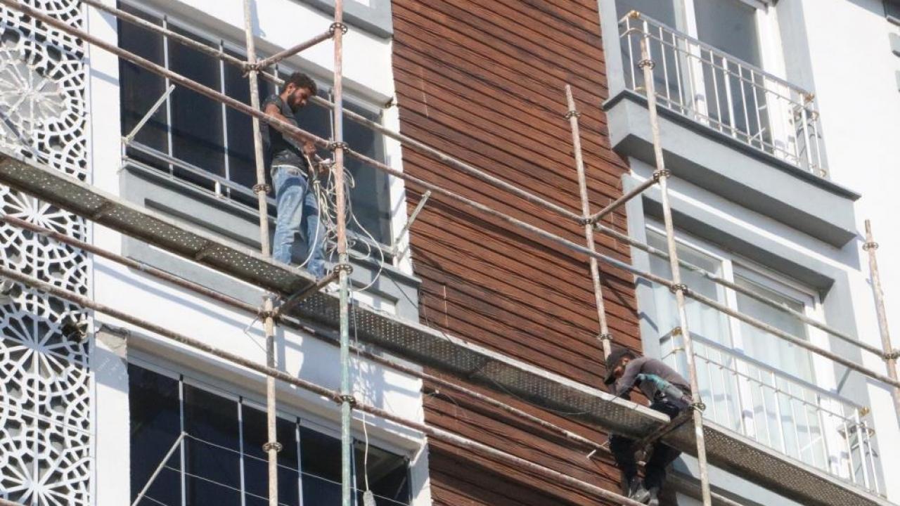 Hatay’da günlüğü bin 500 TL’ye usta bulmakta sıkıntı yaşanıyor