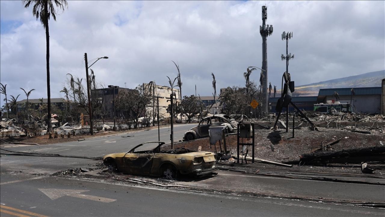 Hawaii’deki orman yangınında 338 kişiden halen haber alınamıyor