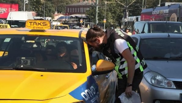 İstanbul’da taksilere yönelik denetim: Ceza yiyen taksiciler polise tepki gösterdi