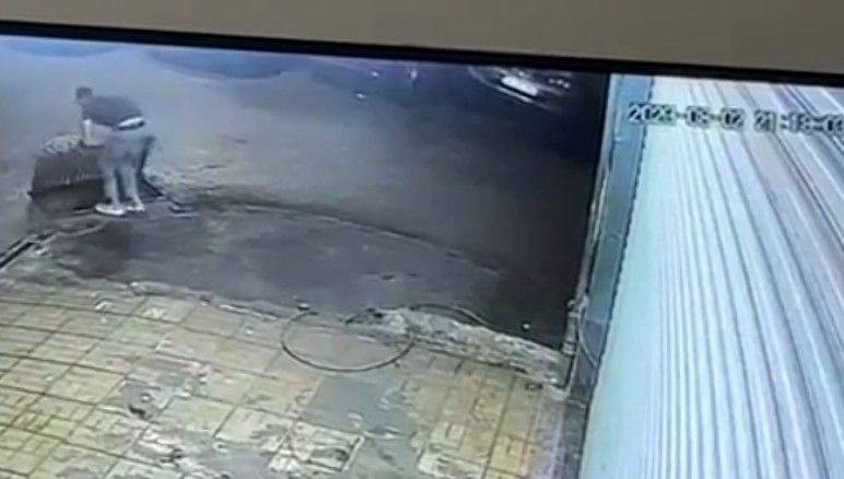 Sultangazi’de mangal hırsızlığı