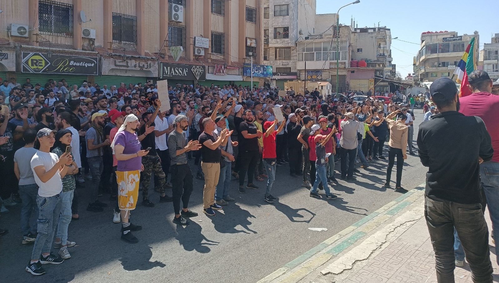 Suriye’de Esad karşıtı protestolar ikinci haftasında da devam ediyor