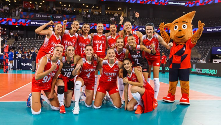 Türkiye-Azerbaycan milli voleybol maçı ne zaman, saat kaçta ve hangi kanalda? Filenin Sultanları galibiyet peşinde