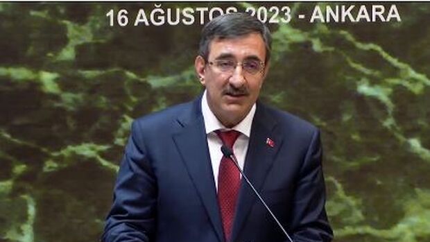 Yılmaz: Türkiye yatırımlar için cazip bir ülke