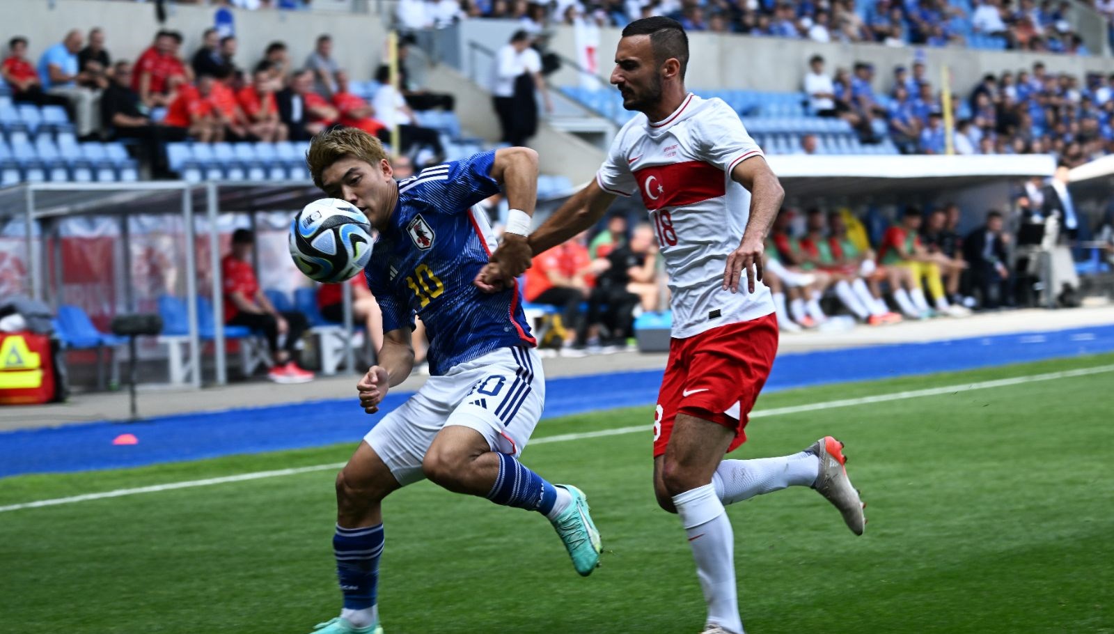 6 gollü maçta Türkiye, Japonya’ya mağlup oldu: Tribünlerde “Stefan Kuntz istifa” tezahüratları