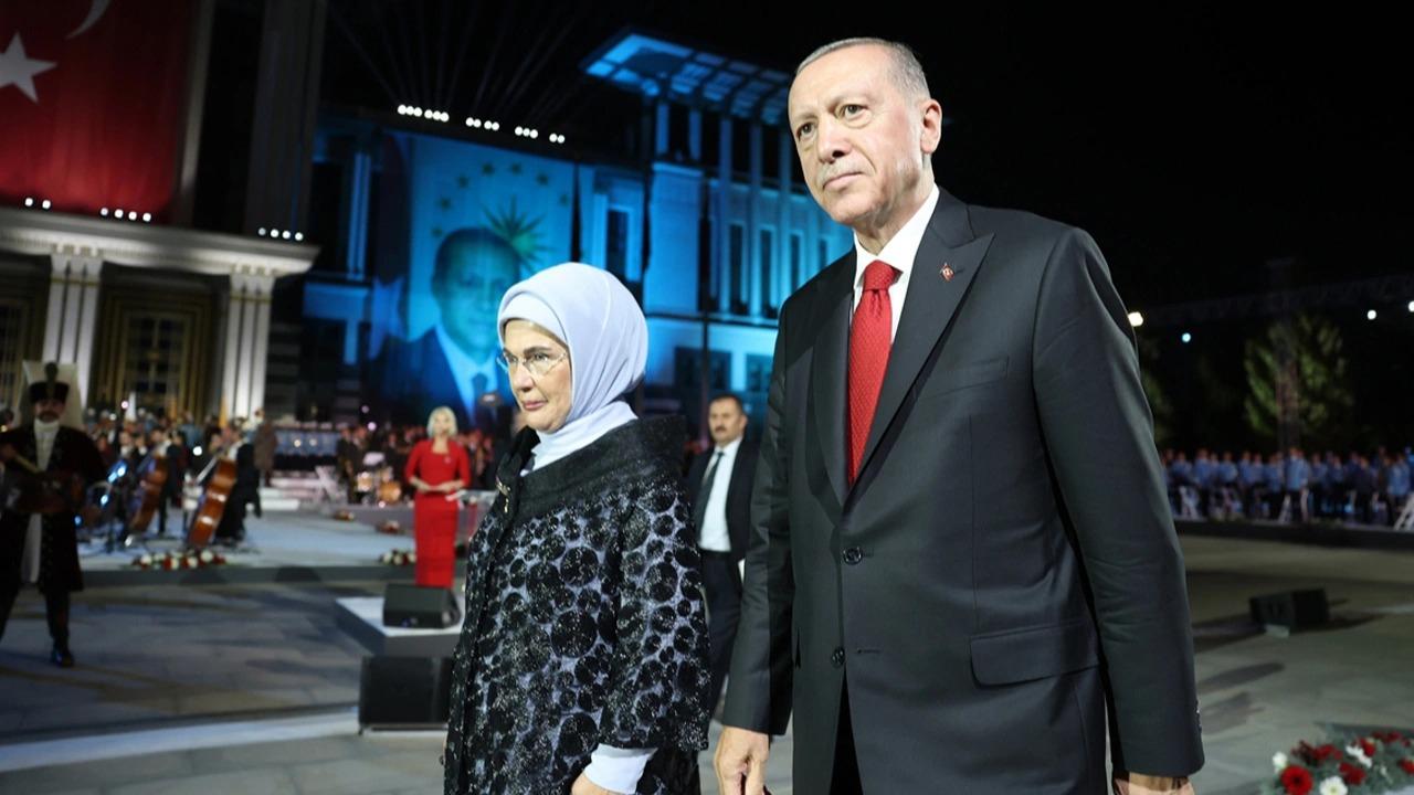 Alman basını: Erdoğan, Atatürk’ün yerini istiyor