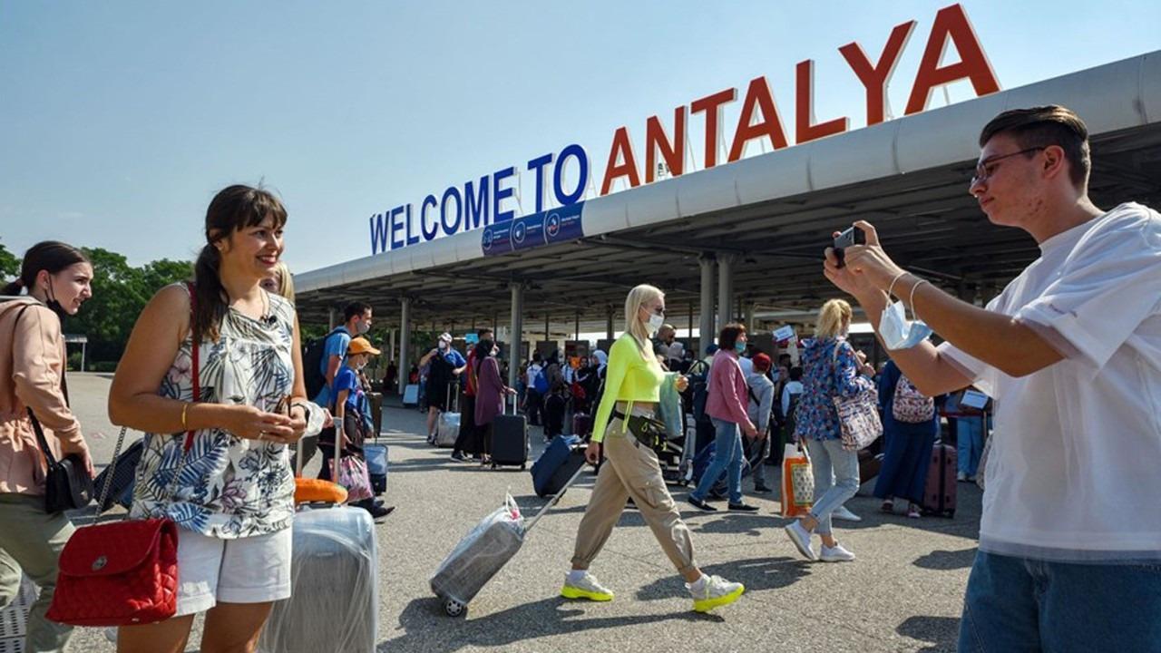 Antalya Havalimanı’nın kapasitesi artırılıyor