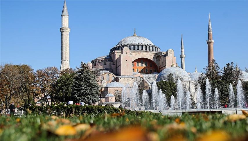 Ayasofya Camii’nde restorasyon: İbadet ve ziyarete açık olacak mı?