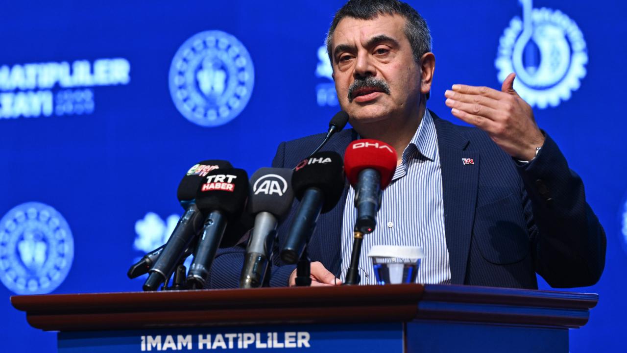 Bakan Tekin’den imam hatip okullarıyla ilgili açıklama