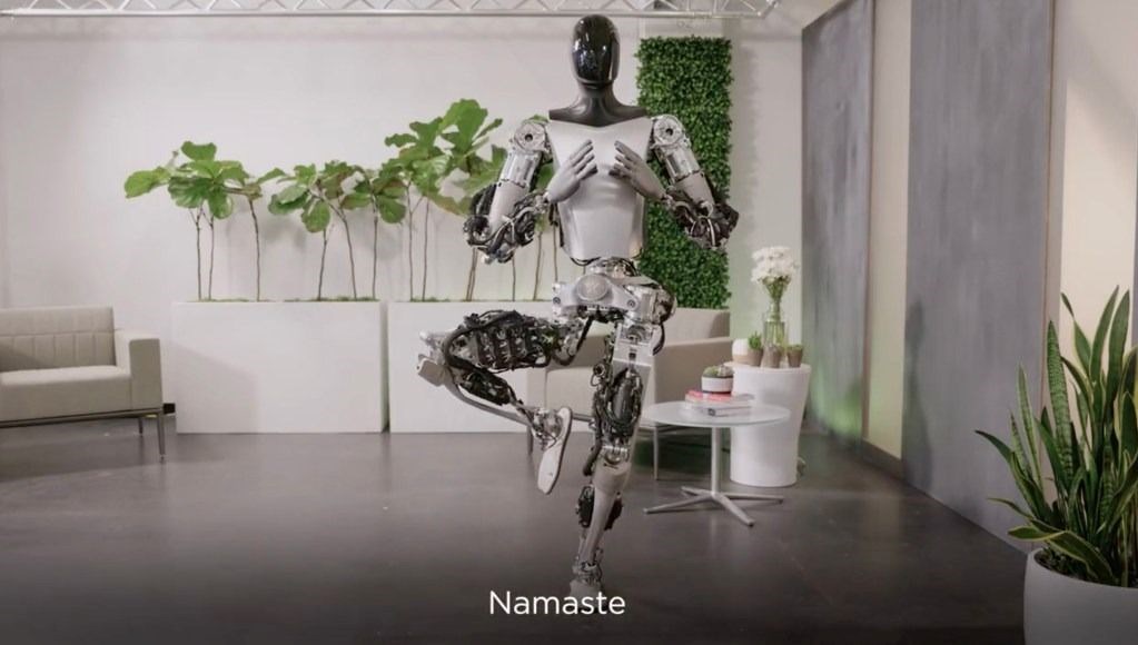 Elon Musk’tan insansı robot: Tesla Optimus gelişmeye devam ediyor