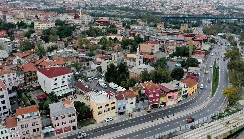 Fatih’teki suç örgütü davası: Mahkemeden 23 sanığa Balat’a girme yasağı