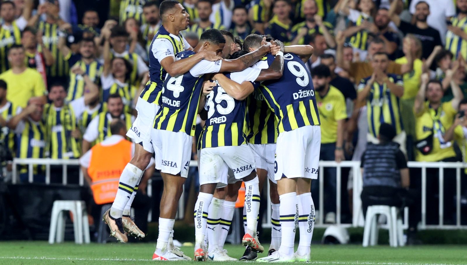 Fenerbahçe’nin Avrupa kadrosu belli oldu