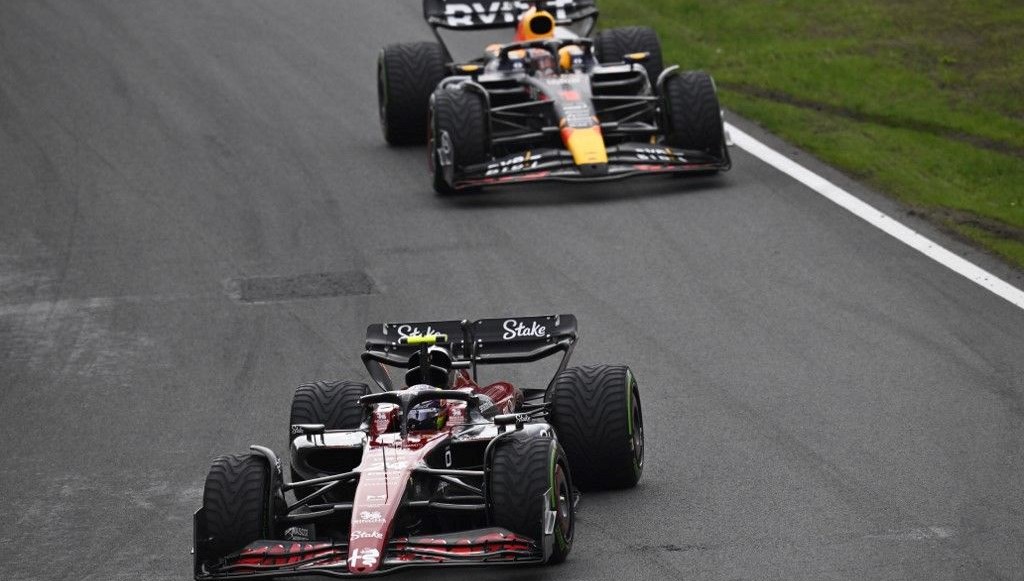 Formula 1 ekiplerinden Alfa Romeo, Guanyu Zhou’nun sözleşmesini 2024’e kadar uzattı