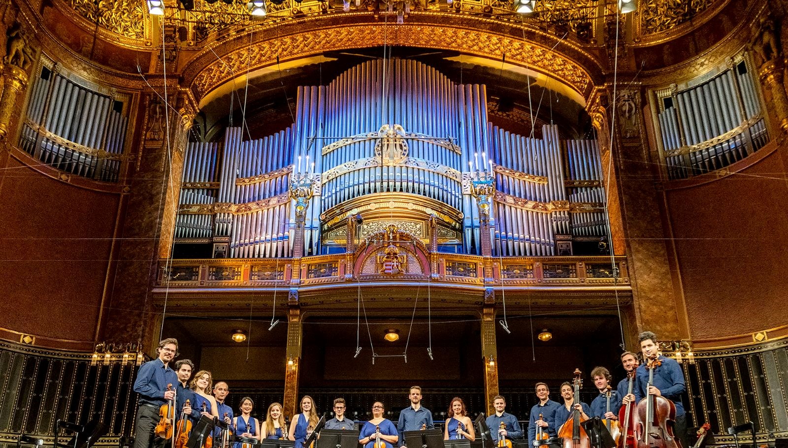 İş Sanat konser sezonunu 100. Yıl Gala Konseri ile açıyor (İş Sanat 24. sezon programı)