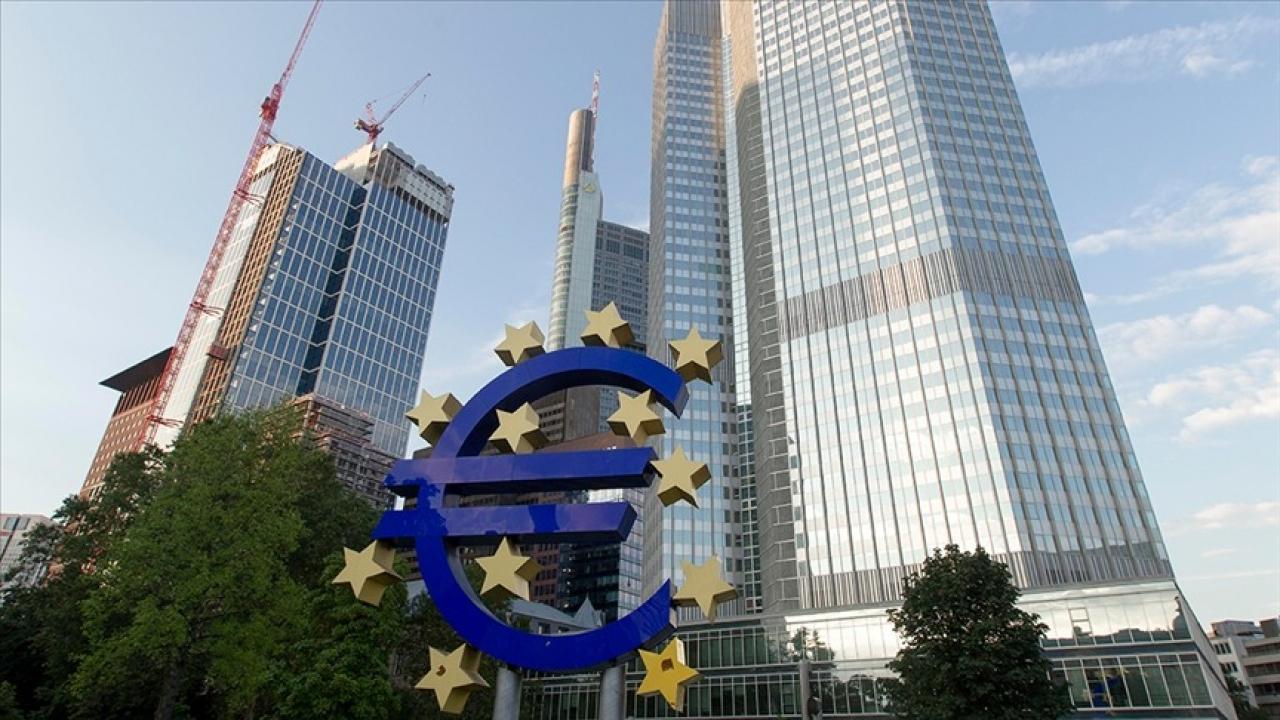 Küresel piyasalarda gözler ECB’nin faiz kararına çevrildi