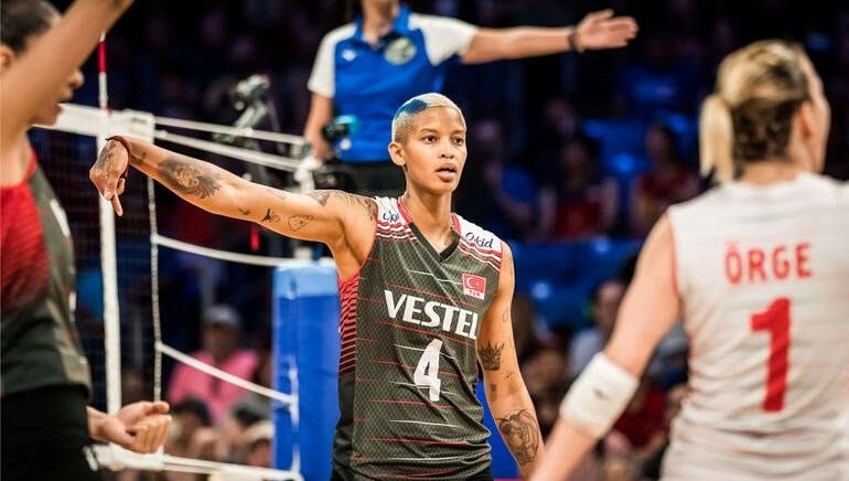 Melissa Vargas’ın eli sıkılmadı, sosyal medya Polonyalı voleybolculara tepki gösterdi