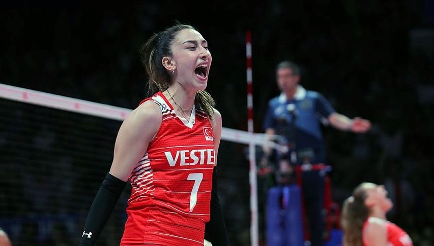 Milli voleybolcu Hande Baladın’ın tehdit davasında karar