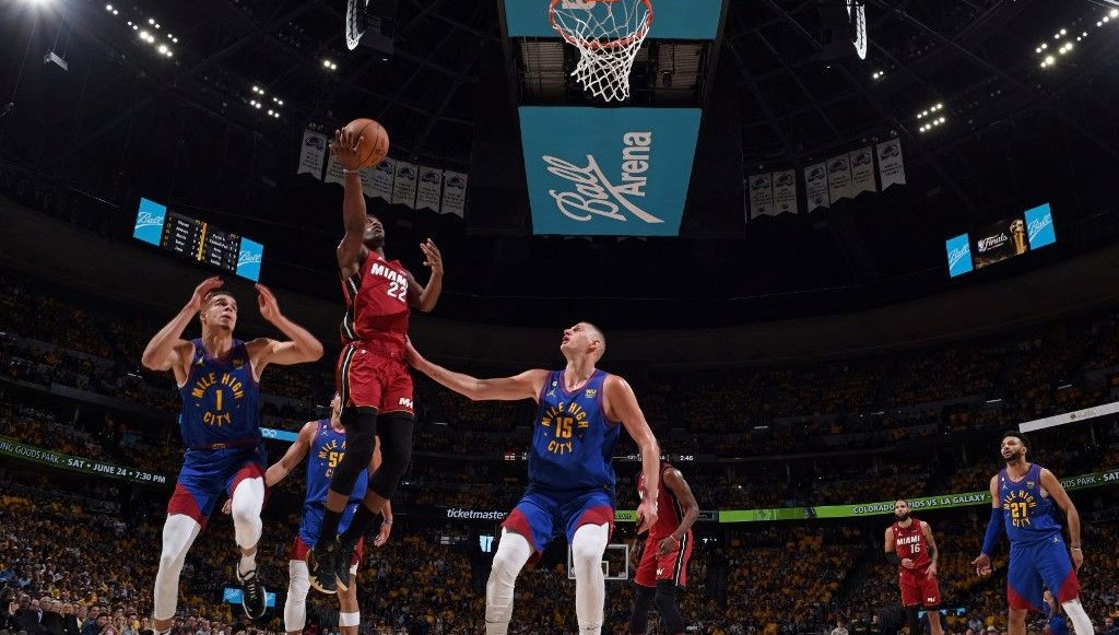 NBA’de yıldız oyuncuların dinlendirilmesine kısıtlama getirildi