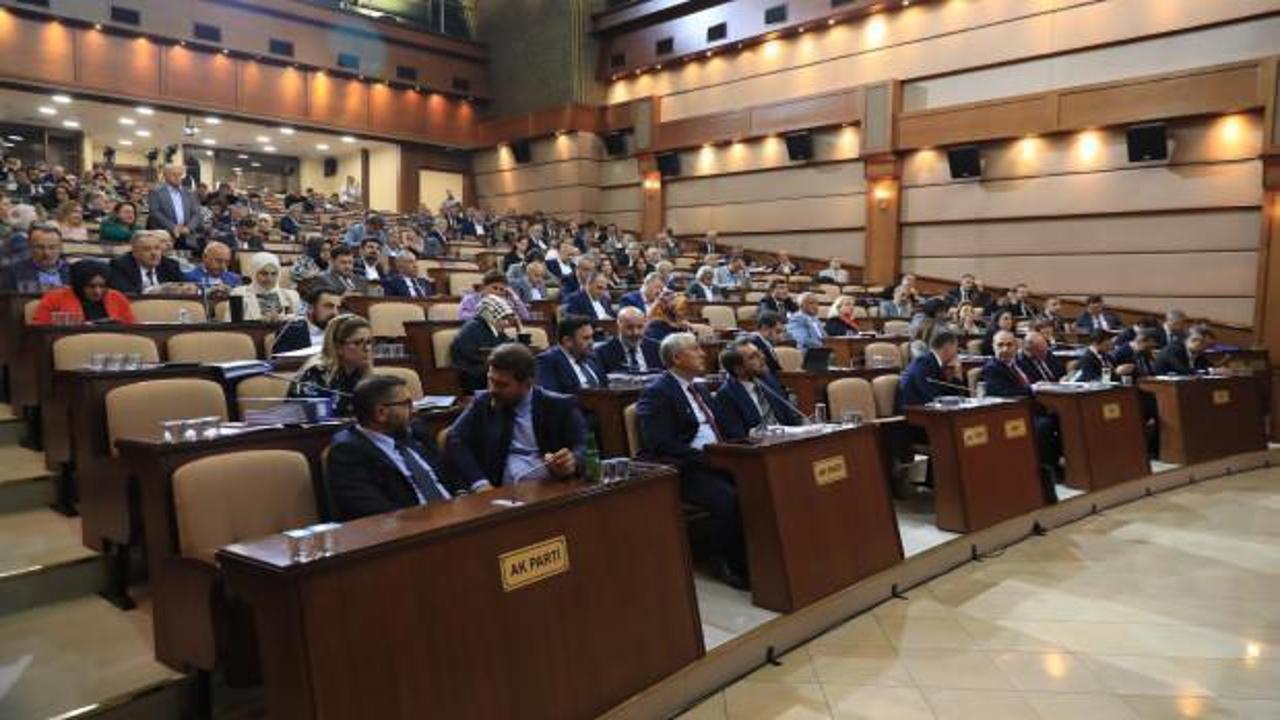 Son Dakika: İBB’den çifte zam: İşte yeni su ve yurt fiyatları!