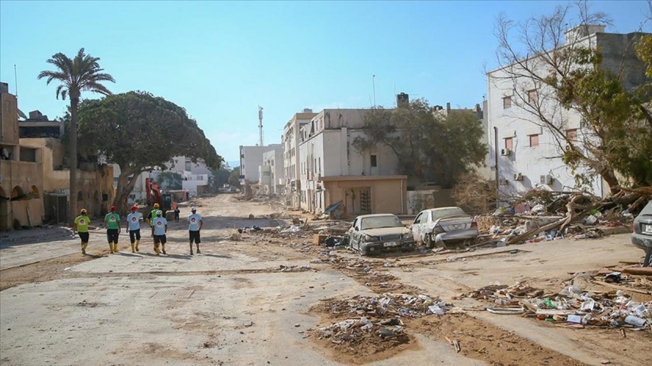 Suudi Arabistan ve Kuveyt, Libya’daki selden etkilenenlere yardım uçağı gönderdi