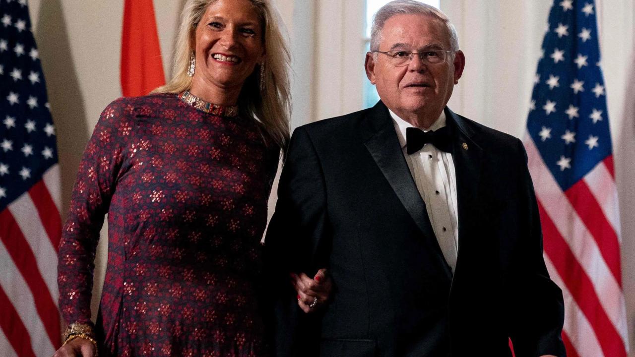 Türkiye düşmanı Menendez’in rüşvet rezilliği ortaya çıktı