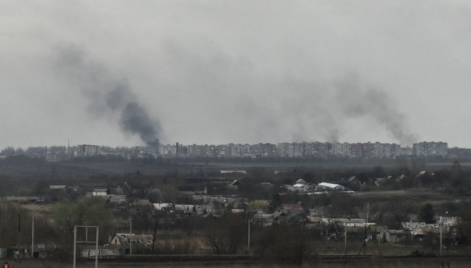 Ukrayna, Bakhmut yakınlarındaki kasabayı Ruslardan geri aldı