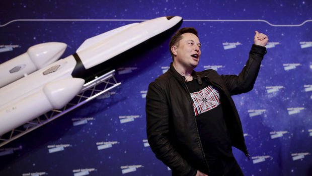 AB’den Musk’a 24 saat süre