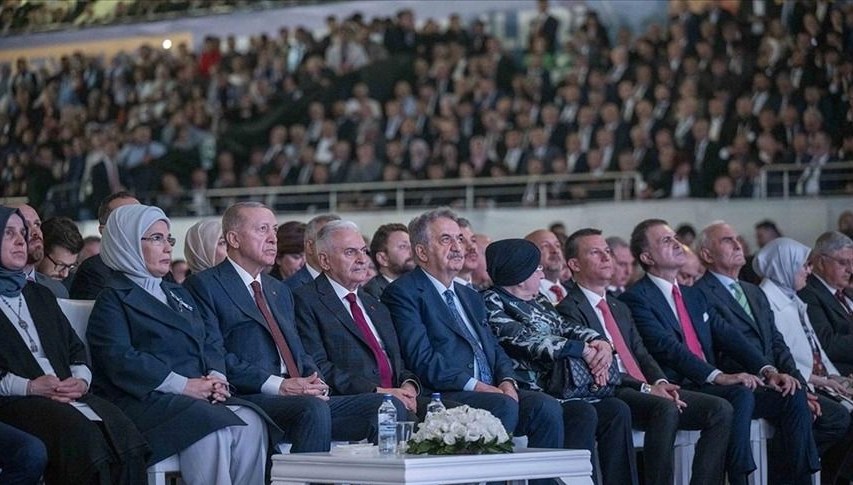 AK Parti’de yerel seçim startı verildi