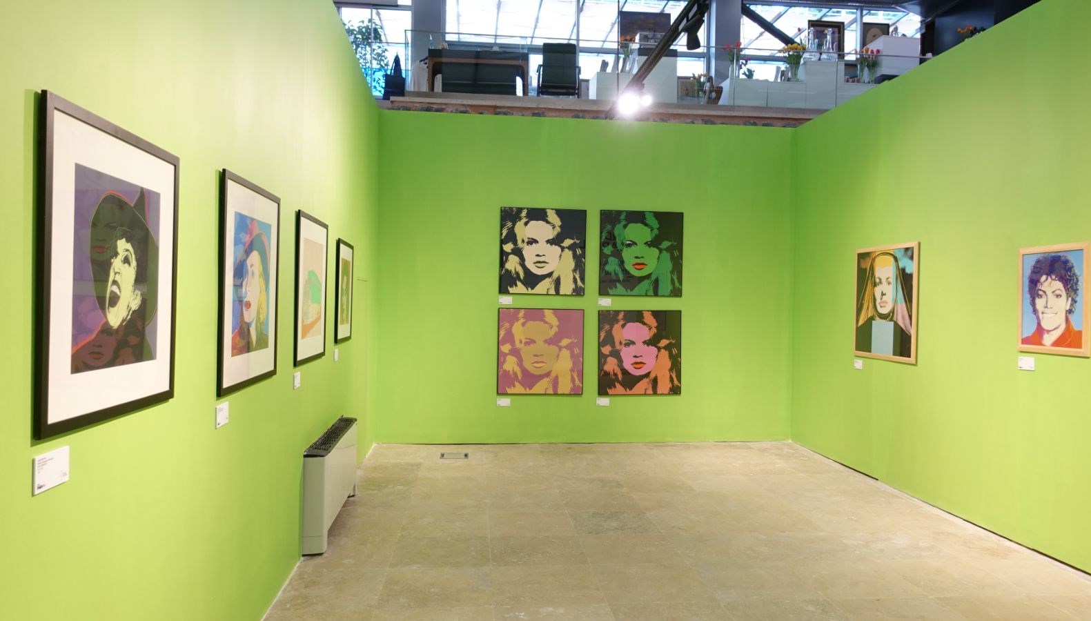 Andy Warhol-İstanbul pop-art sergisi ziyarete açıldı