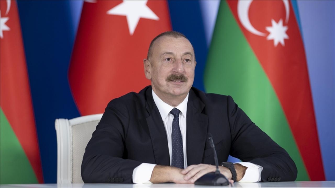 Azerbaycan Cumhurbaşkanı Aliyev, Türkiye Cumhuriyeti’nin 100. yılını kutladı