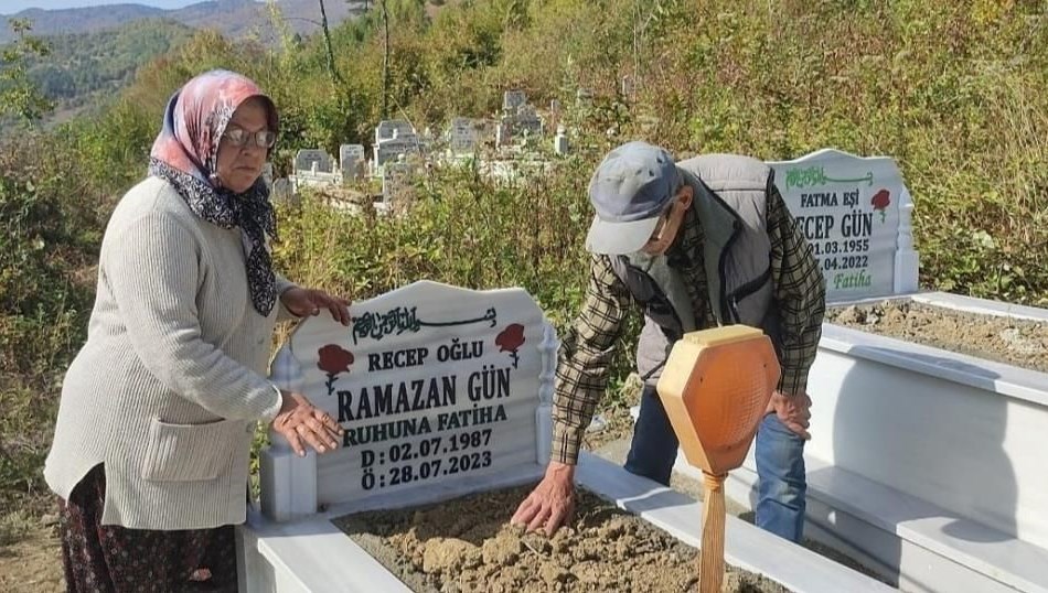 Bartın’da mezarlıkta ayı paniği