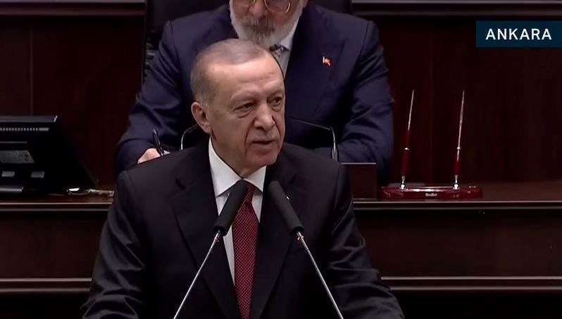 Cumhurbaşkanı Erdoğan’dan AK Parti Grup Toplantısı’nda “yerel seçim” mesajı