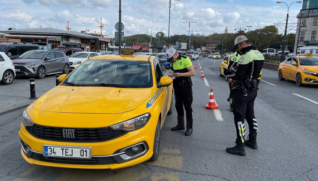 İstanbul’da taksicilere fazla ücret cezası (Eminönü’nden Şişli’ye 400 lira istedi)