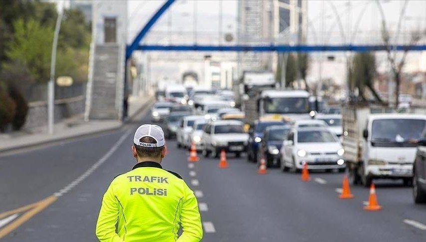 İzmir’de pazar günü bazı yollar trafiğe kapatılacak