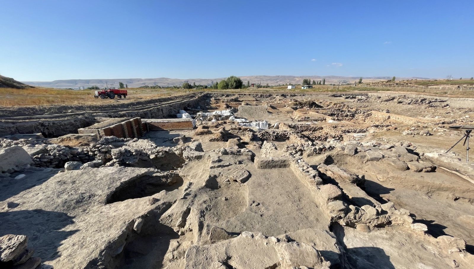 Kültepe’de geç döneme ait yapılar gün yüzüne çıkıyor