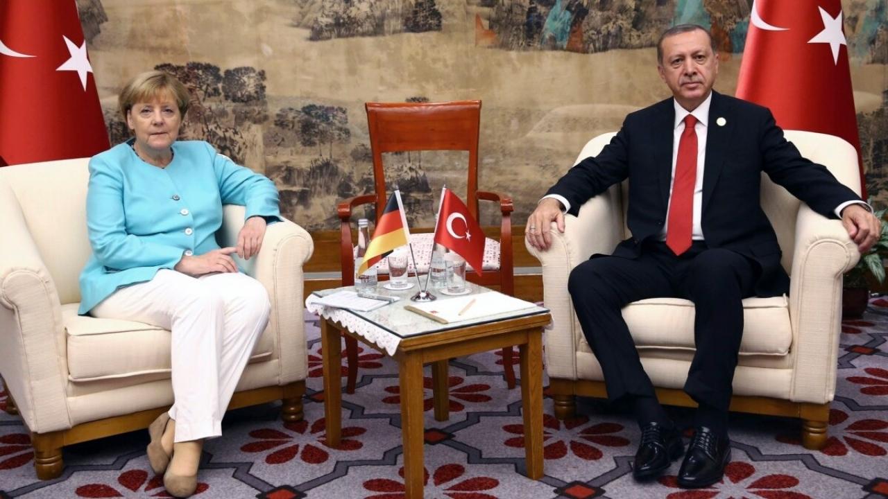 Merkel Erdoğan’la anısını anlattı: Onların Başbakanı benim