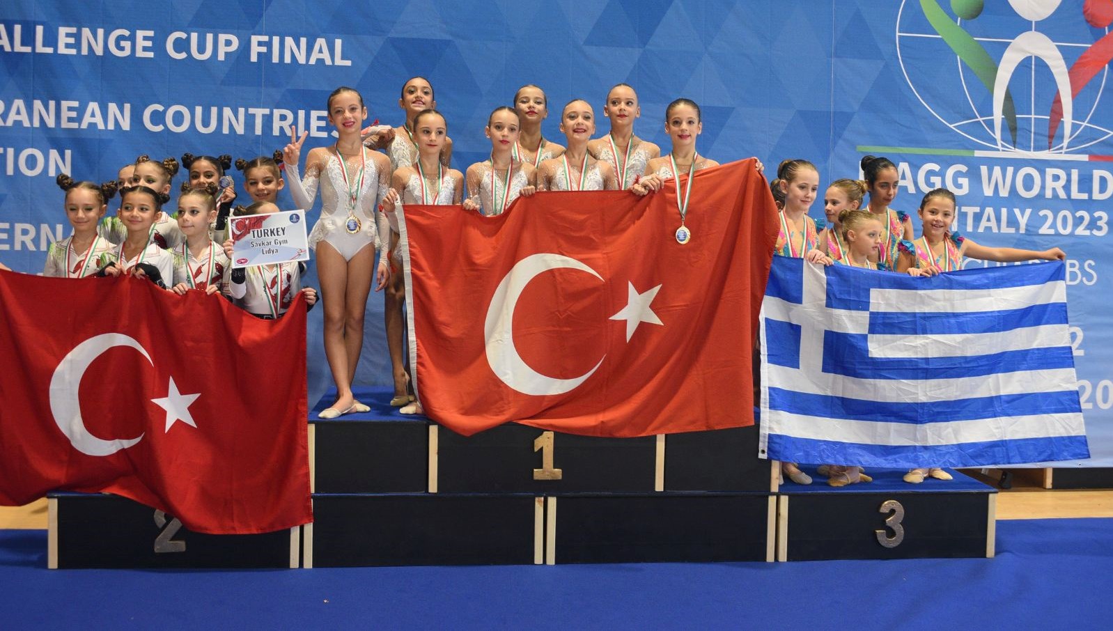 Minik jimnastikçilerden İtalya’da derece