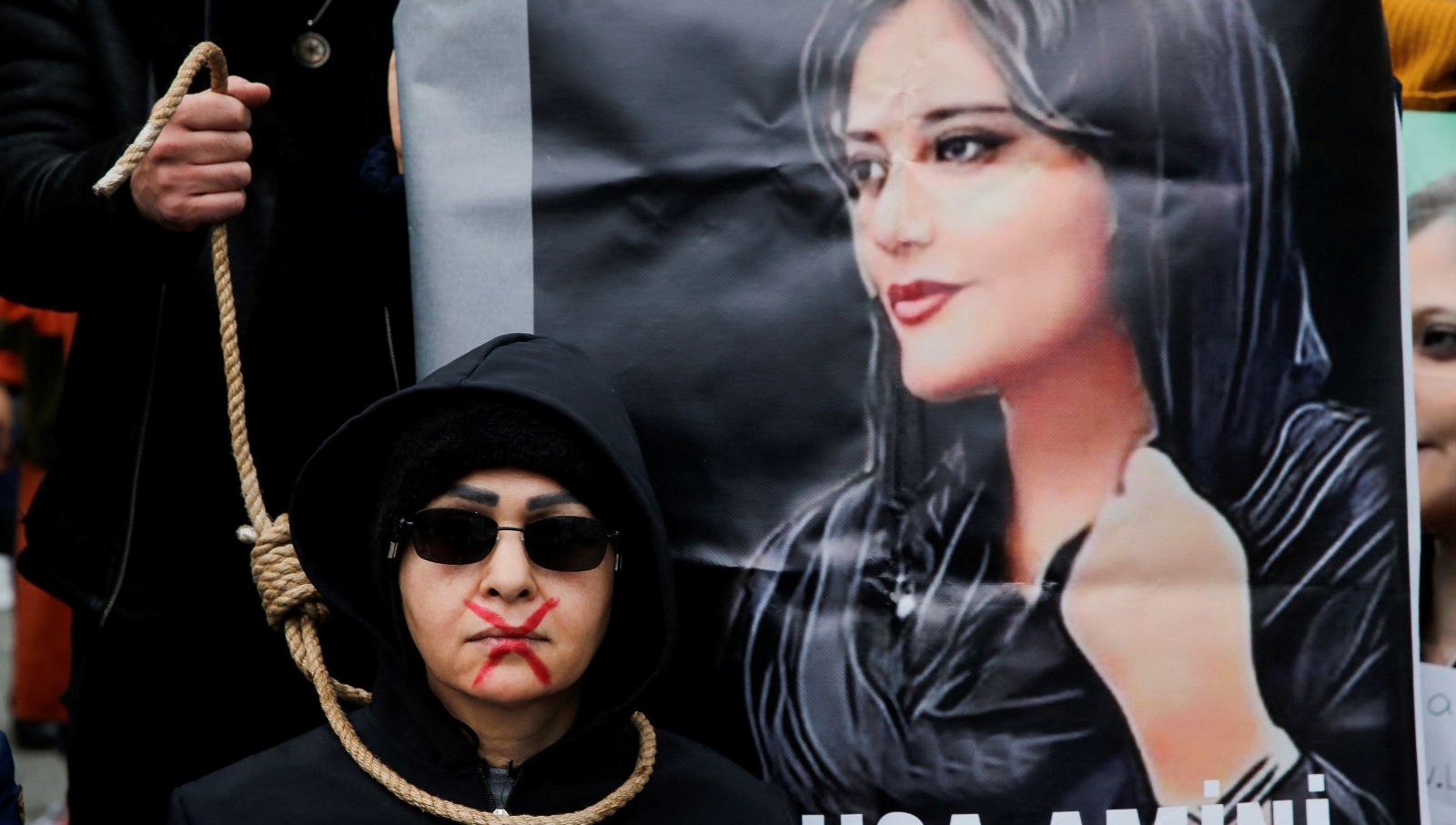 Sakharov ödülü Mahsa Amini’nin oldu